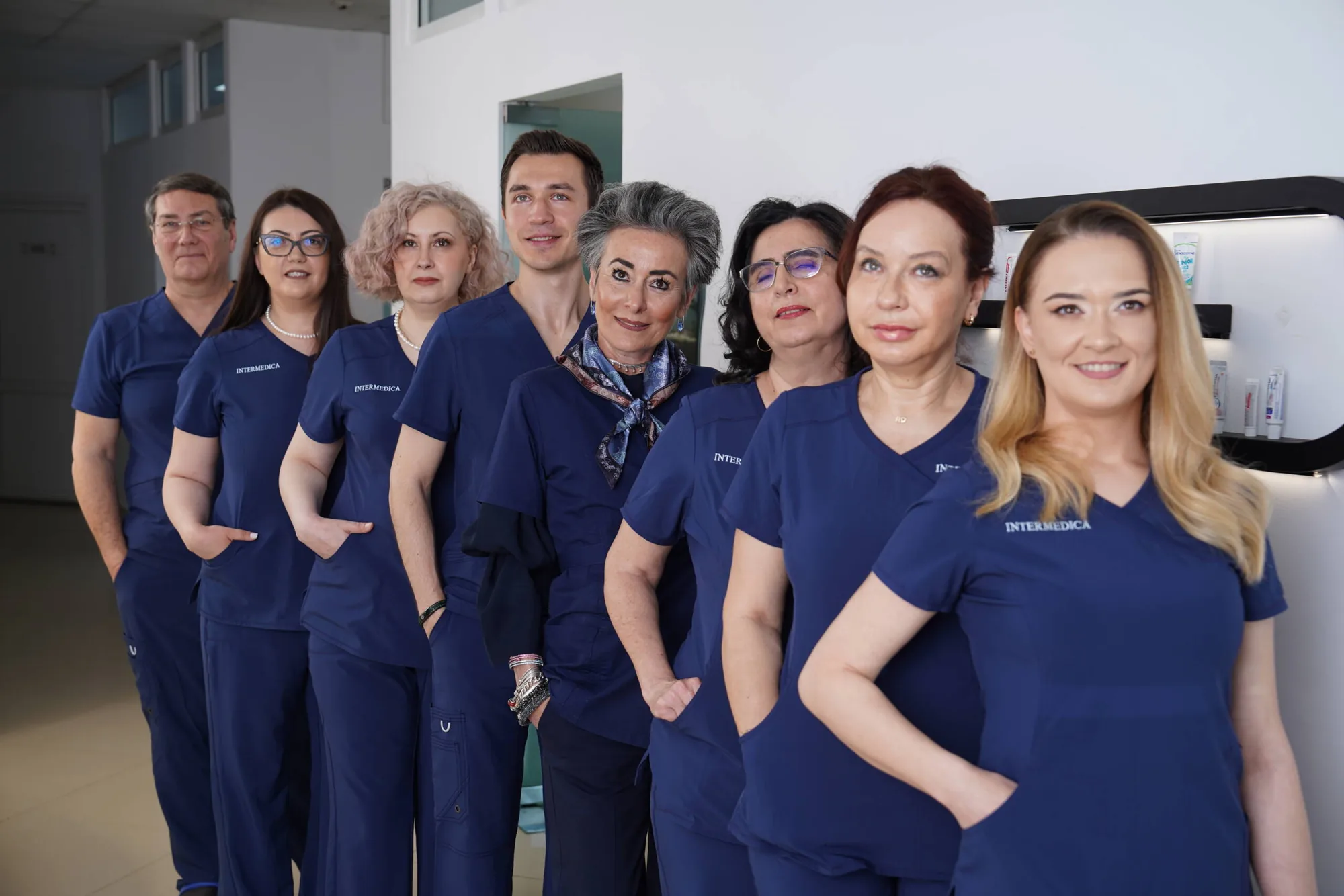 Echipa clinicii Intermedica High Care din Sector 3, București