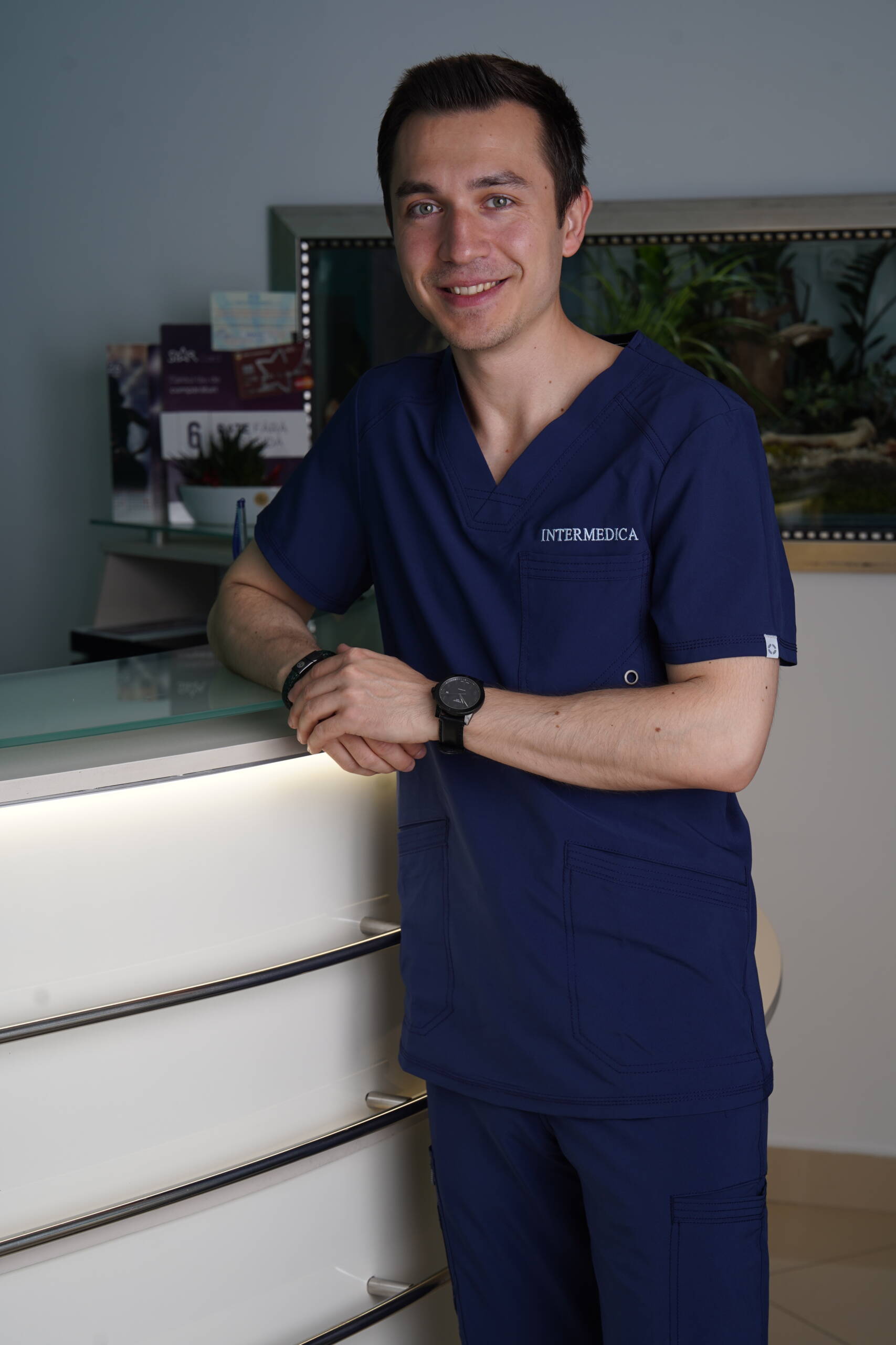 Dr. Grigore Adrian