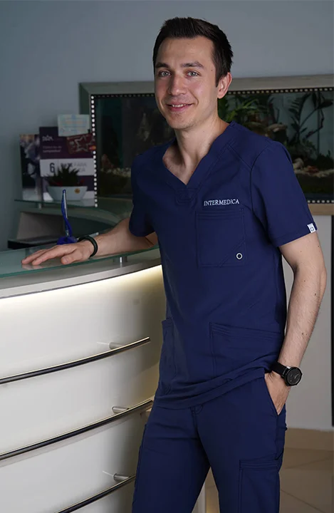 Doctor stomatolog Intermedica Grigore Adrian Cosmin
